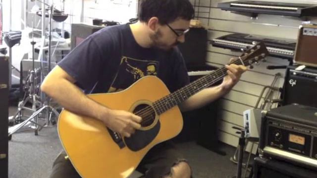 1975 Martin D 28 Acoustic Guitar with OHSC смотреть онлайн