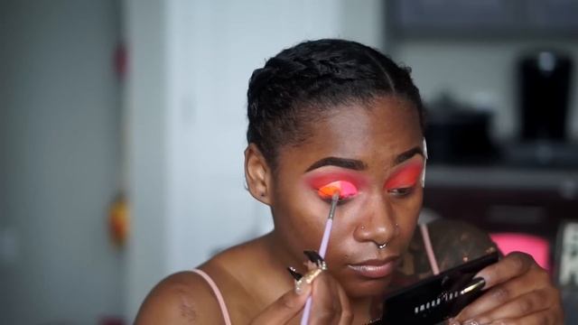 GLOW in the DARK Hair n' Makeup | Pink, Orange & Neon Yellow on WOC | Blunt Bob | SuperNova Hair смотреть онлайн