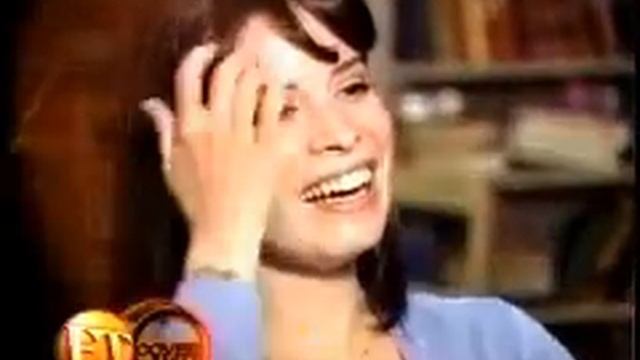 • Shannen Doherty on leaving Charmed (ET interview 2001) смотреть онлайн