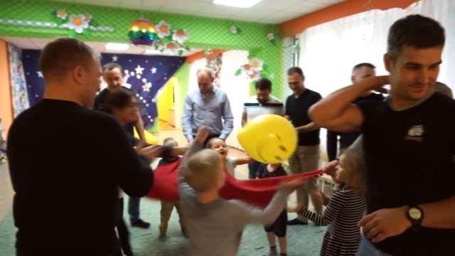 1. Вместе с папой смотреть онлайн