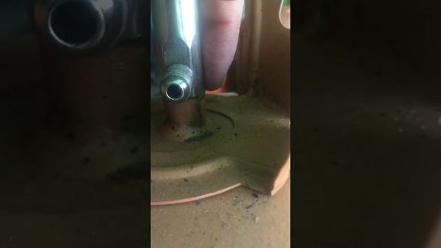 Как выкрутить кран из баллона фреон 2