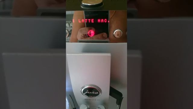 Jura Z7 One-touch Latte-macchiato смотреть онлайн