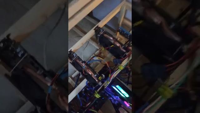 Продажа свои карт Gigabyte 488 в количестве 5 штук часть -1 смотреть онлайн