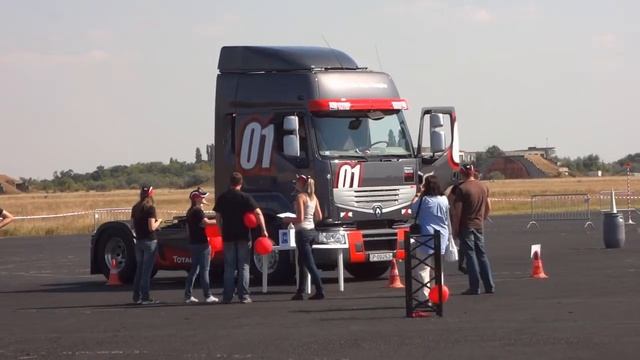 Renault Trucks Driver Challenge 2011.09.24. смотреть онлайн