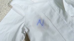 Полезные Советы Как отстирать следы ручки или маркера со школьной рубашки