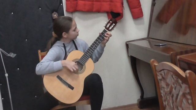 Базгласная Влада А. Моцарт "Менует" смотреть онлайн