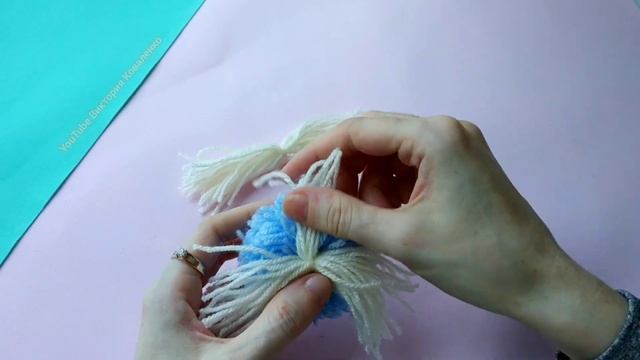 DIY ? Как сделать Собачку Помпон из Ниток ? How to make a Pom Pom Dog смотреть онлайн