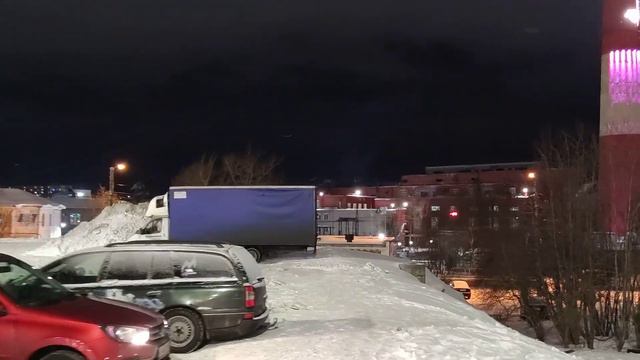 Мурманск, гигантский градусник в центре города. смотреть онлайн