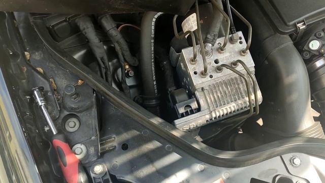 Mercedes w211 замена салонного фильтра смотреть онлайн