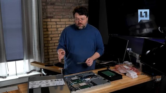 Gigabyte Dual Xeon Server DIY and Benchmarks! R181-2AO Built & Tested смотреть онлайн