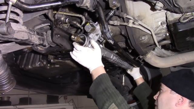 Ремонт автомобиля Mercedes E320CDI W210, замена рулевой рейки смотреть онлайн