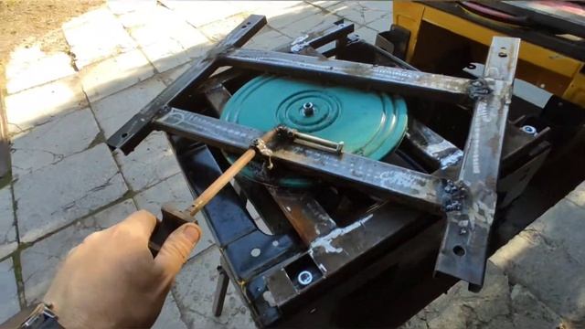 Самое простое #поворотное сиденье своими руками для кемпера. смотреть онлайн