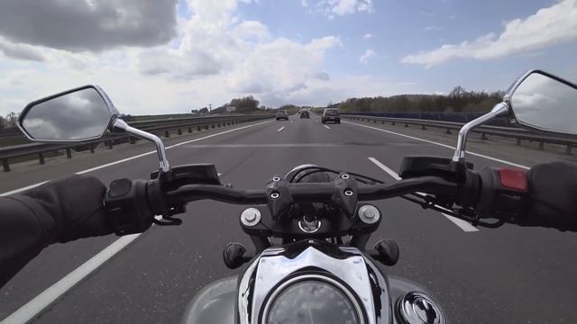 Yamaha XV1900 Raider. Годный пауэр круизер? / Прямоток VS Сток ! смотреть онлайн