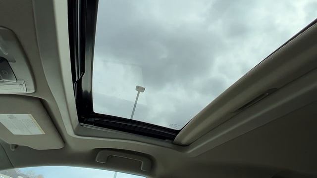 White 2015 Toyota Sienna XLE Review Kelowna BC - Kelowna Toyota смотреть онлайн