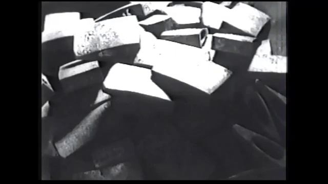 Мануфактурное изготовление Шведского топора методом штамповки Hults Bruk 1946 г. смотреть онлайн