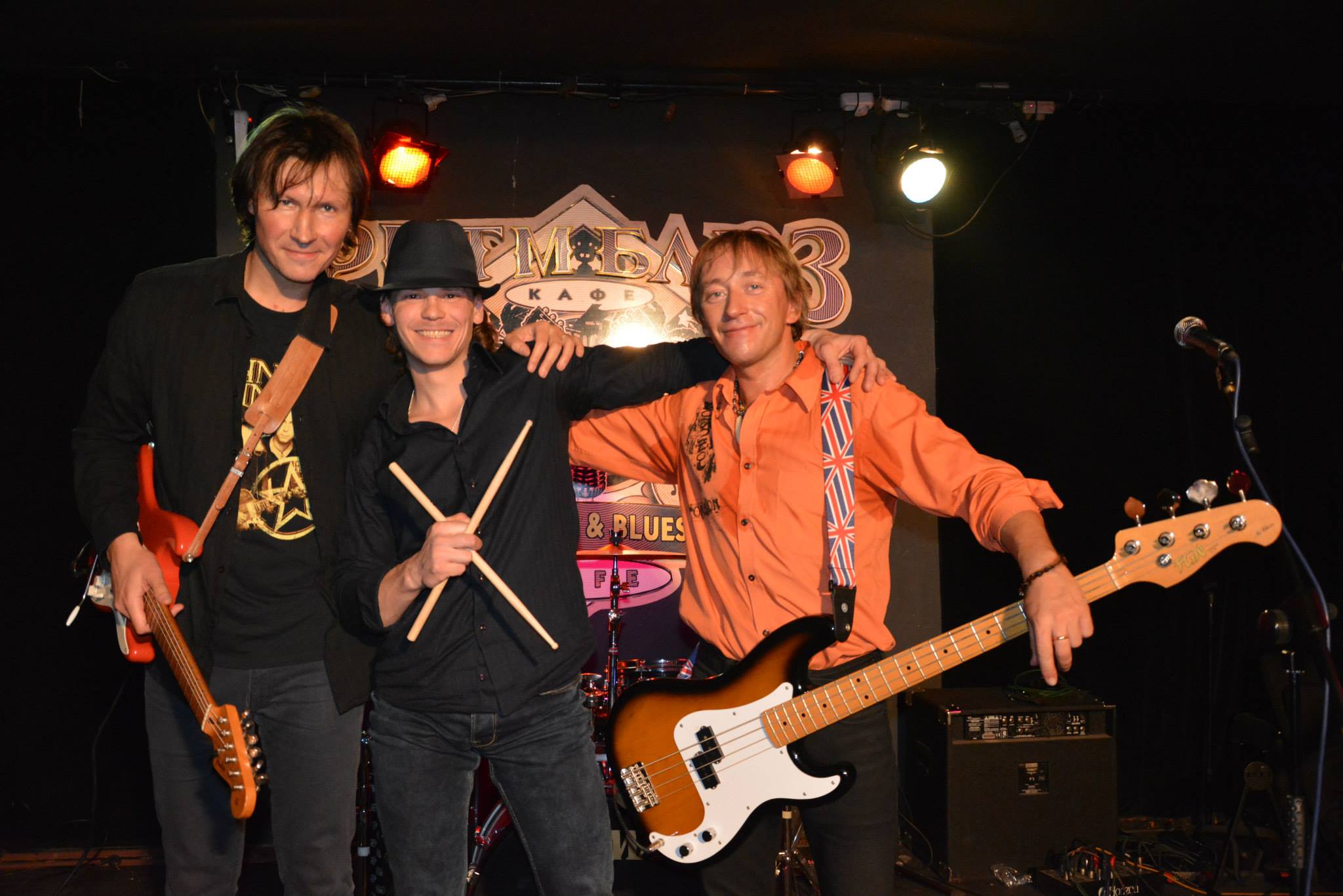 BLUES GRAVITY.mp4 смотреть онлайн