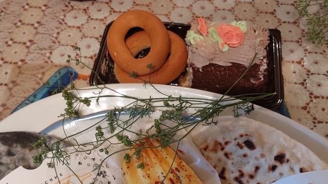 Вкусная еда с Фестиваля уличной еды в Смоленске. 2023. смотреть онлайн