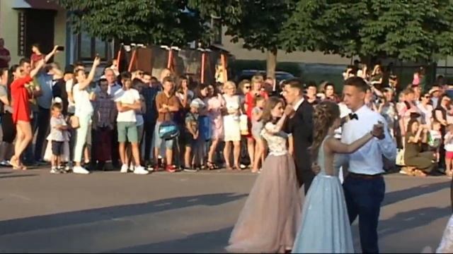 Соснівка Випускний вальс 2019 смотреть онлайн