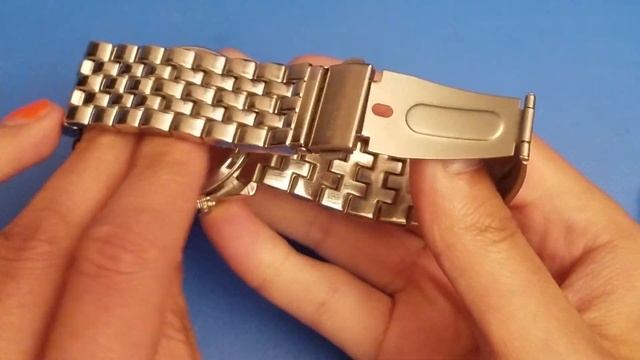 How to replace the battery on a Michael Kors watch смотреть онлайн