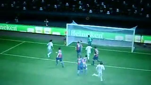 курёзный гол в PES 2010.AVI смотреть онлайн