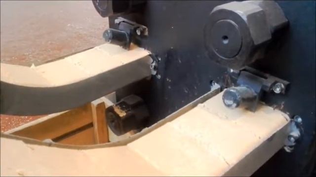 Пресс фирмы VOTECS 15-6/30 для брикетов RUF смотреть онлайн