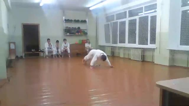 Экзамен по карате Зеленый луг смотреть онлайн