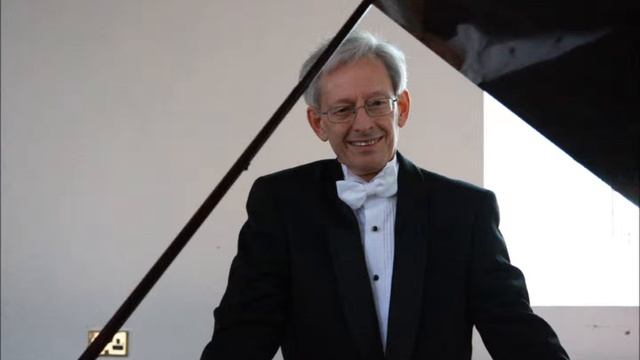 Gil Jetley plays Chopin - Mazurka op.17 no.1 (Bb) смотреть онлайн
