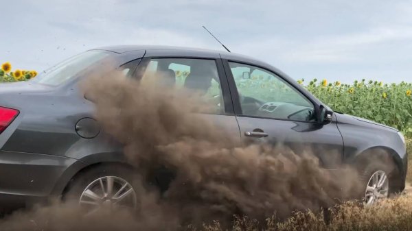 LADA Granta Fl | Адаптировали под новый стиль и спасли продажи