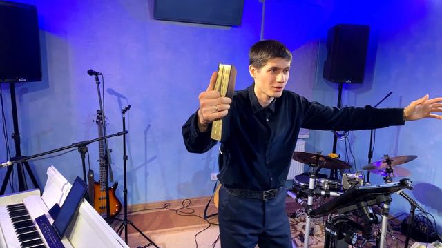 «ЧИСТОСЕРДЕЧИЕ» – Евгений Чобан – Воскресное служение 04.02.2024 смотреть онлайн