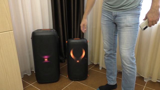 Сравнение JBL PARTYBOX 310 vs JBL PARTYBOX 110 караоке звук приложение управление тест колонка смотреть онлайн