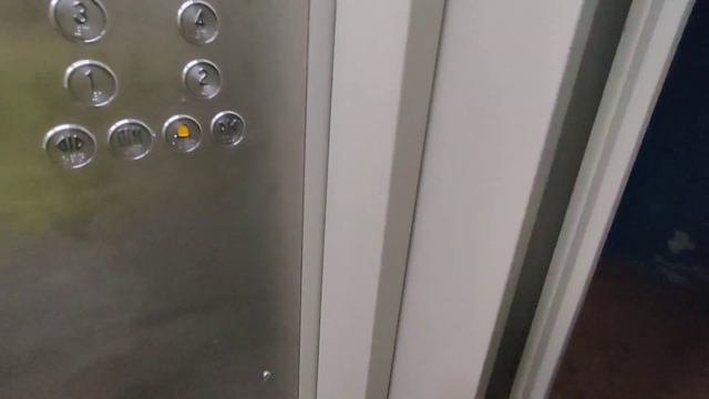 Вызов диспетчера в лифте ЩЛЗ смотреть онлайн