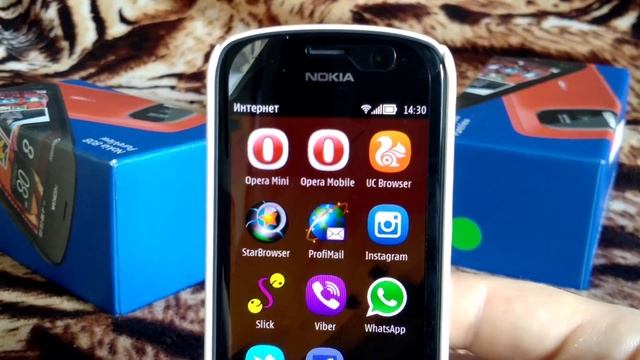 Nokia 808 - есть ли жизнь на Symbian? смотреть онлайн