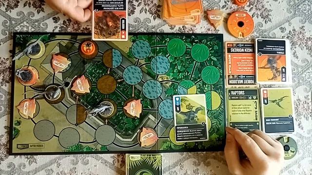 Играем в настольную игру Unmatched: Рапторы против Роберта Малдуна! смотреть онлайн