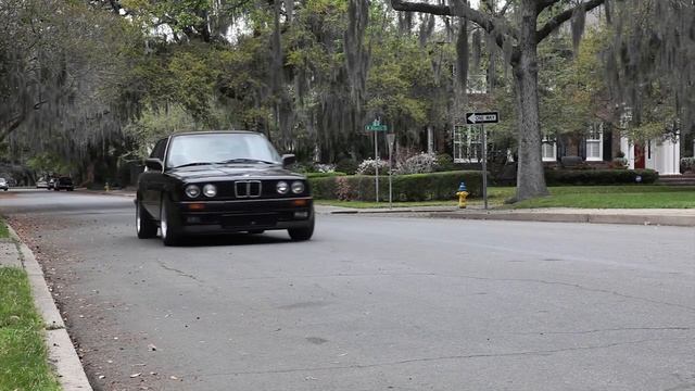 BMW E30: дружба длиной в 20 лет смотреть онлайн