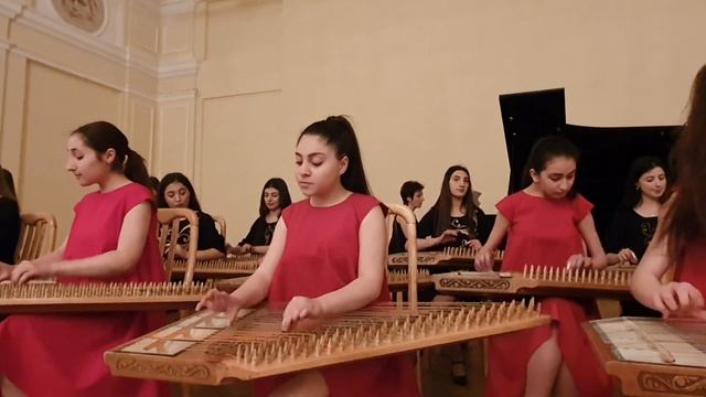 А. Хачатурян "Танец с саблями" , ансамбль "Нур", концертмейстер А.Оганесян kanun qanon смотреть онлайн