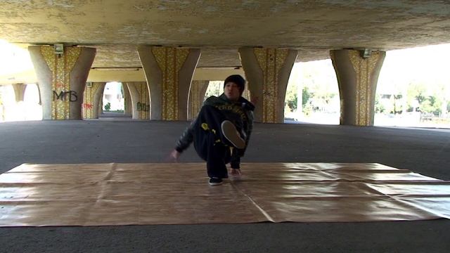 Kick out Вариации - Foot work (средний уровень) смотреть онлайн