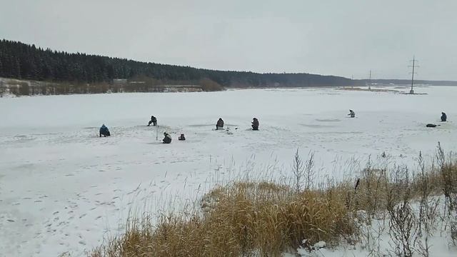 Иртыш в начале зимы. Перволедок. смотреть онлайн
