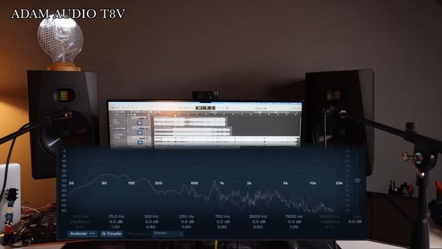Adam Audio T8V vs Yamaha HS8 vs KRK Rokit 8 (STUDIO SPEAKER SOUND TEST) смотреть онлайн