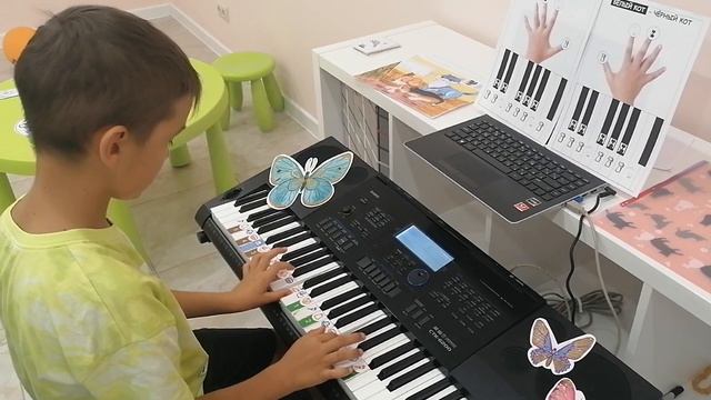Soft Mozart. Савва. Хроматическая гамма ("Чёрный кот,белый кот, Мышка"). смотреть онлайн