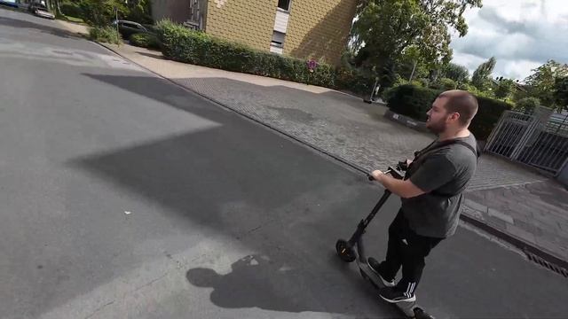 Segway G2 Max ? Xiaomi 4 ULTRA im Epischen Reichweitentest смотреть онлайн