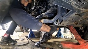 Тойота Ленд Крузер замена нижнего рычага и втулки стабилизатора .. toyota land cruiser#подвеска