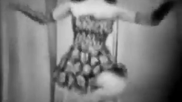 Tap Dance "en pointe" / степ на пуантах, 1950 смотреть онлайн