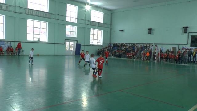 ДЮСШ-6 - ВАРДАР. ПЕРВЫЙ ТАЙМ. 0-1 смотреть онлайн