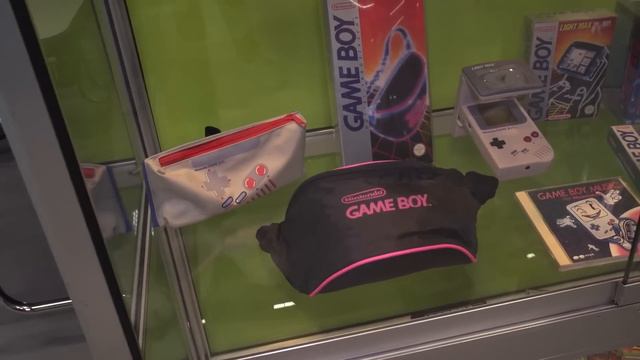 30 Years of Game Boy History in 5 Minutes - Gamescom 2019 смотреть онлайн