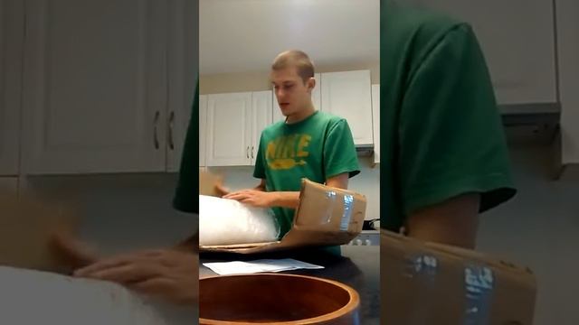 new roor bong unboxing PT1 смотреть онлайн