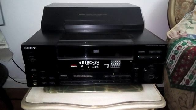 Sony CDP CX100 смотреть онлайн