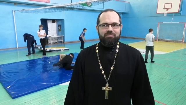 ПОПЕРЕЧНЫЙ спорт : село Поперечное, спортзал, новые маты смотреть онлайн