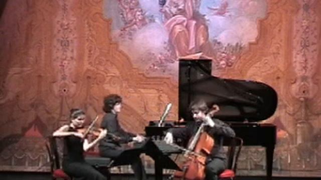 Esterhazy Trio - Piazzolla Oblivion смотреть онлайн