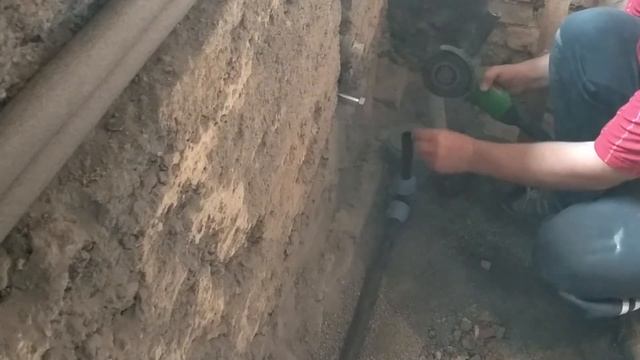 МОНТАЖ ФИТИНГА ПНД С ШАРОВЫМ КРАНОМ. Как правильно соединить металл с пластиком????? смотреть онлайн