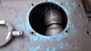 ремонт и регулировка блокировки трактора ЮМЗ 6\/repair and adjustment of the tractor lock YMZ 6